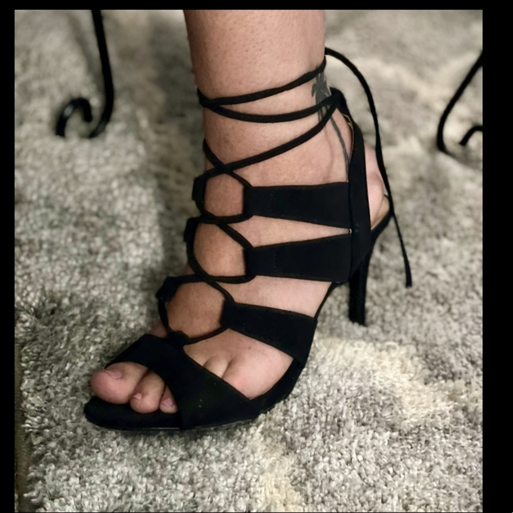 Black strappy heels size 8